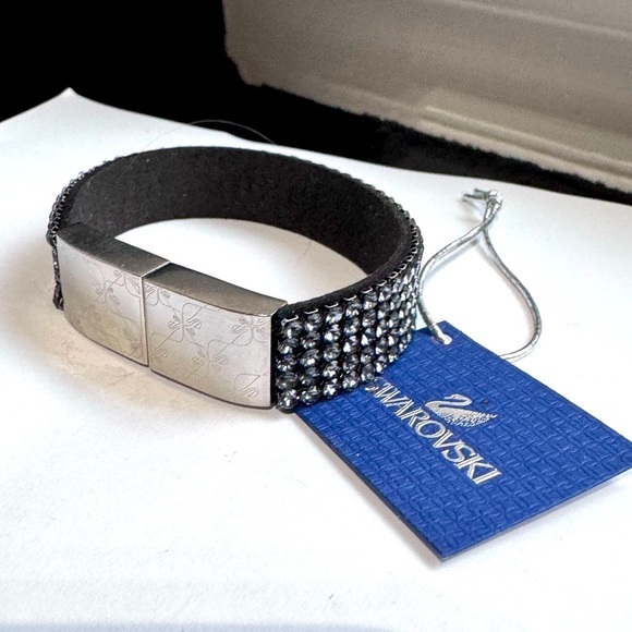 ✨ Stunning Rare Vintage Swarovski Vilja USB Key and Crystal Bracelet ✨ - Picture 12 of 16